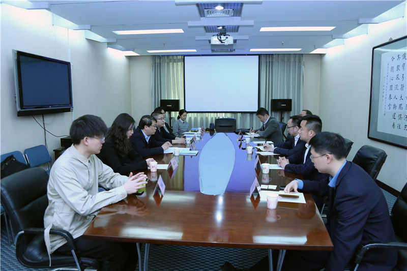 中國(guó)信息協(xié)會(huì)區(qū)塊鏈專委會(huì)與重慶兩江招商集團(tuán)舉行工作座談